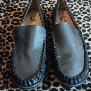 🤠NWOT Kalli Black Leather Loafers Non Slip Size 7